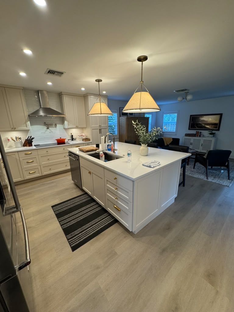 Vinyl floor installation